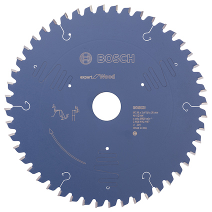 Blå cirkelsågklinga med tandad kant och Bosch-logotyp samt text "Expert for Wood".