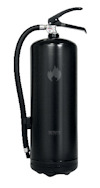 Svart pulverbrandsläckare med slang och handtag, dekorerad med flamsymbol.