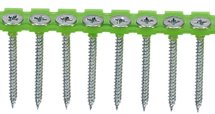 Bandade gipsskruvar med grön plastrem för automatisk matning. Skruvarna är silvriga med försänkta huvuden.