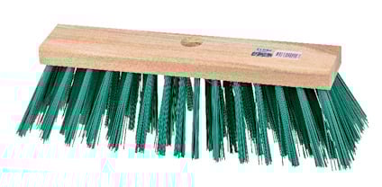 Grön gatukvast med trähandtag och gröna borst, med ett hål i handtaget för montering av skaft.