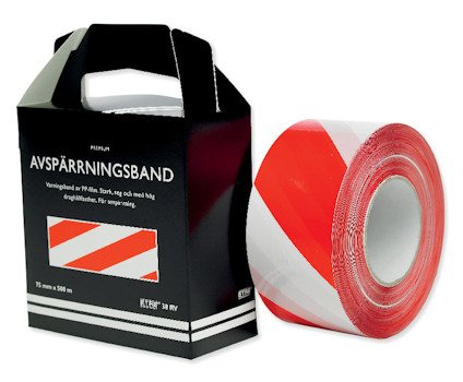Avspärrningsband i rött och vitt med diagonala ränder, placerat bredvid en svart och vit förpackning med texten "AVSPÄRRNINGSBAND".