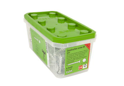 Plastlåda med grönt lock innehållande konstruktionsskruv 6,0x40 mm. Märkt med ESSVE och C4-klassning.