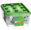 Transparent förpackning med grönt lock innehållande fasadpluggar, etikett med texten "Facade plug 6XL, 10x140, 30 st".